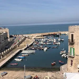 Apartment Ilfarodelmediterraneo, Giovinazzo